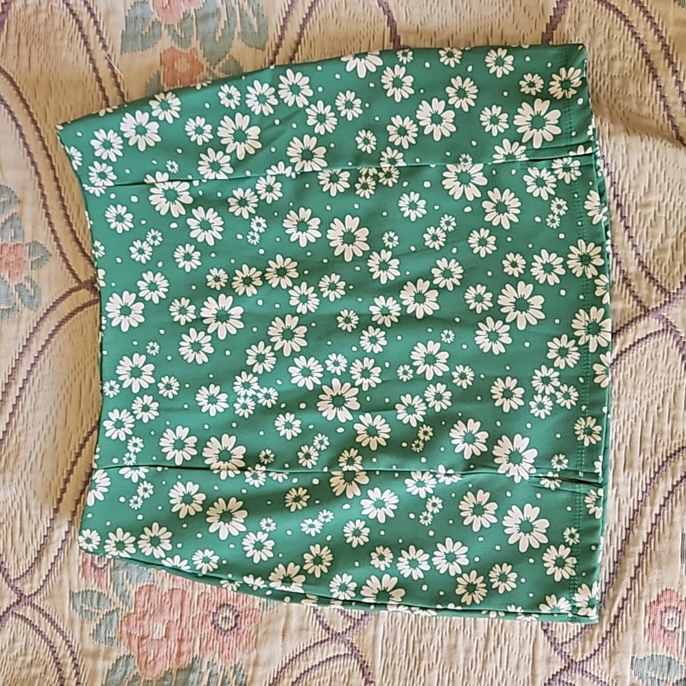 Girls skirt
